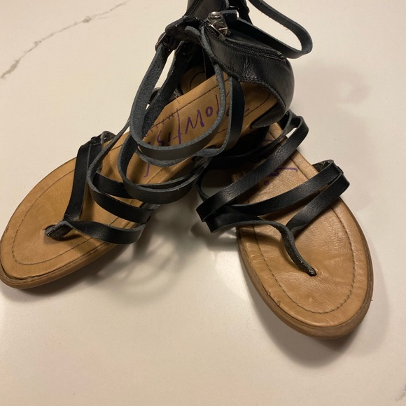 Summer Sandals - Picture 1 of 3